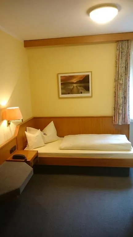 Guest house Hotel Am Wald Ottobrunn